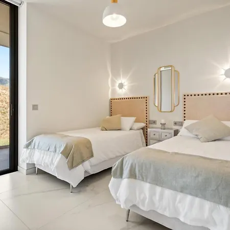 Luxury 2br With Fantastic View